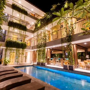 Tanaga Coliving *** Seminyak (Bali)
